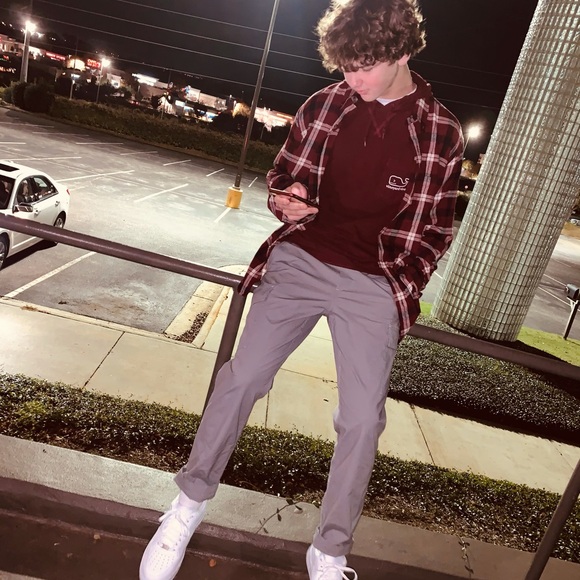 Meet your Posher, Grant - Picture 1 of 1